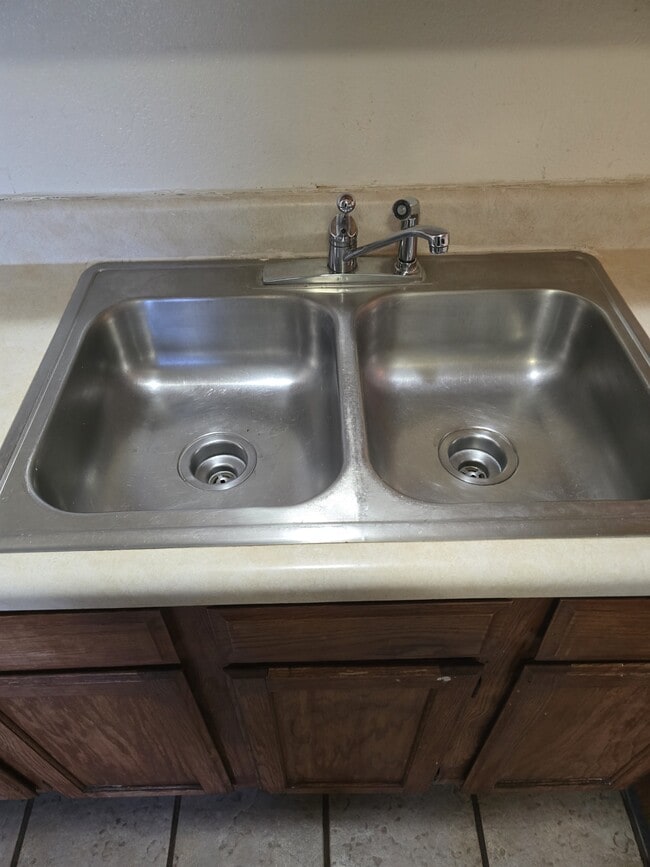 Building Photo - 2784 N Columbus Blvd