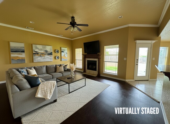 Building Photo - 9600 Diana Dr