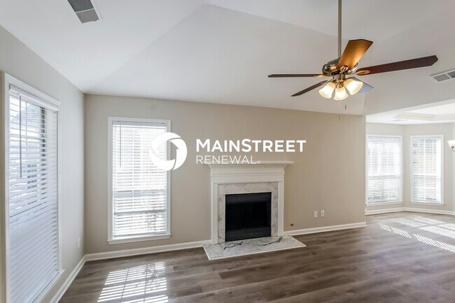 Building Photo - 3 Bedroom Pet-Friendly Home in PELHAM, AL with Main Street Renewal