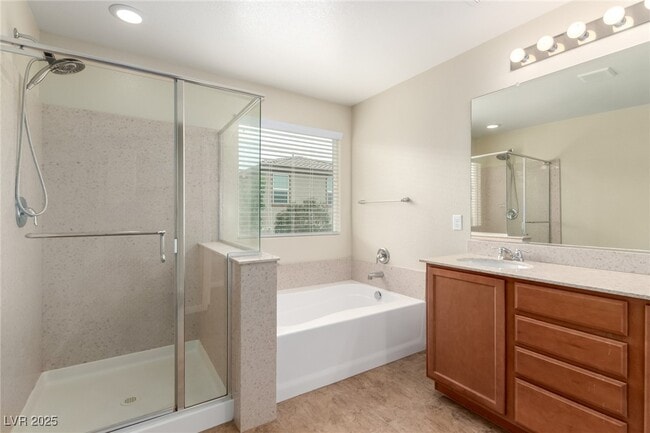 Building Photo - 945 Spiracle Ave