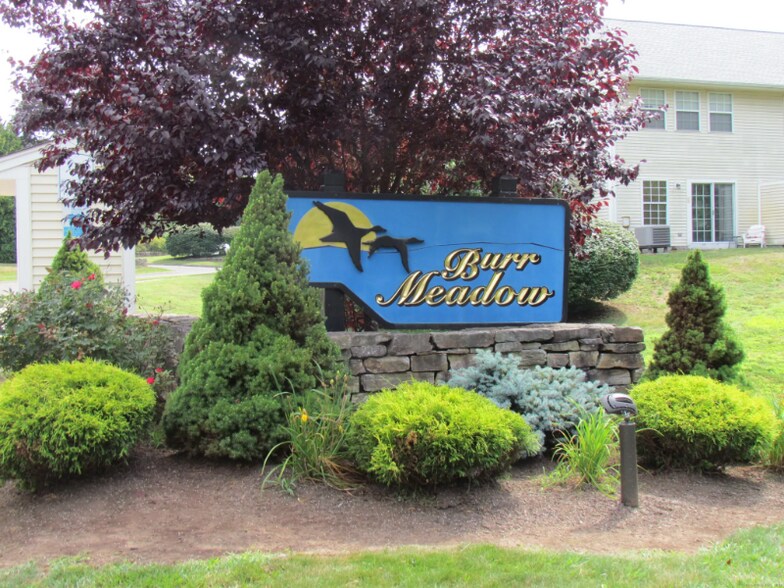Primary Photo - 407 Spring Meadow Rd