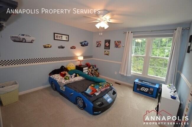 Building Photo - 314 Rosslare Dr