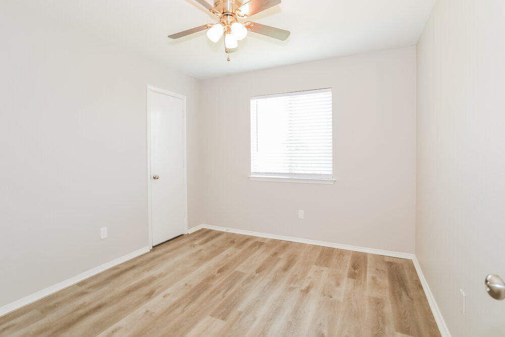 Building Photo - 8809 Sagebrush Trail