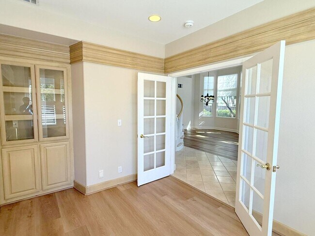 Building Photo - Former Model Home in Desirable Bridges Com...