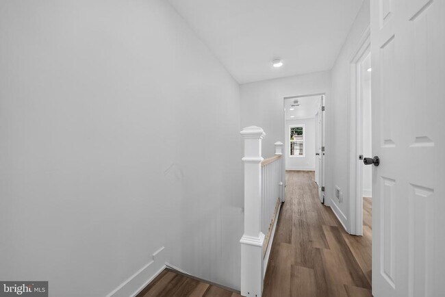 Building Photo - 807 N 42nd St