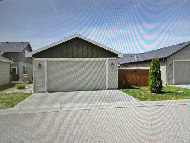 Building Photo - 7700 N Abe Ln