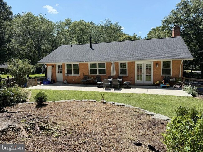 Building Photo - 11901 Renwood Ln