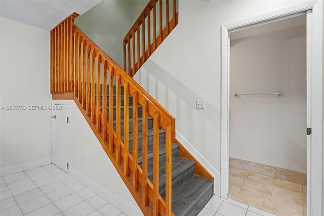 Building Photo - 10994 Neptune Dr
