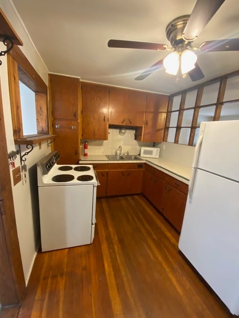 Building Photo - 114 Cedar Pl