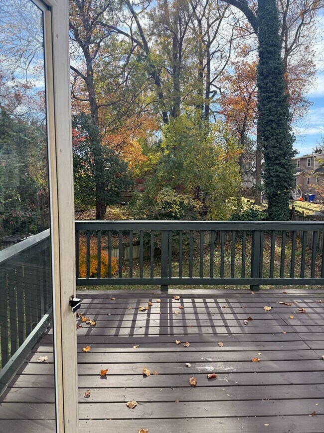 Building Photo - Charming 3-Bedroom Home in Silver Spring