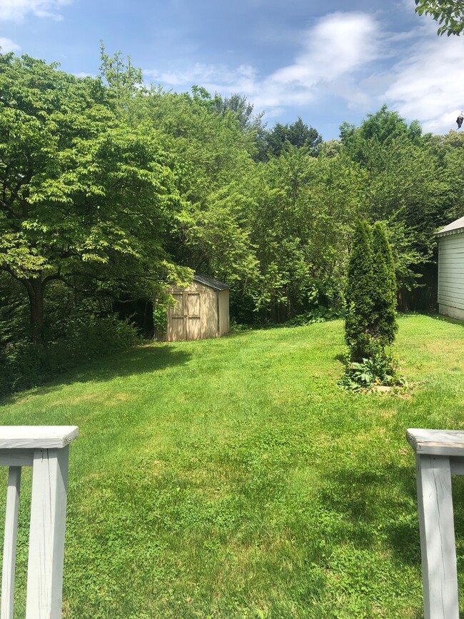 Building Photo - Convenient North location - 3 bedroom, 2 b...