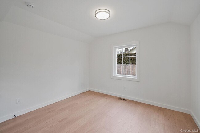 Building Photo - 23 Roosevelt Blvd