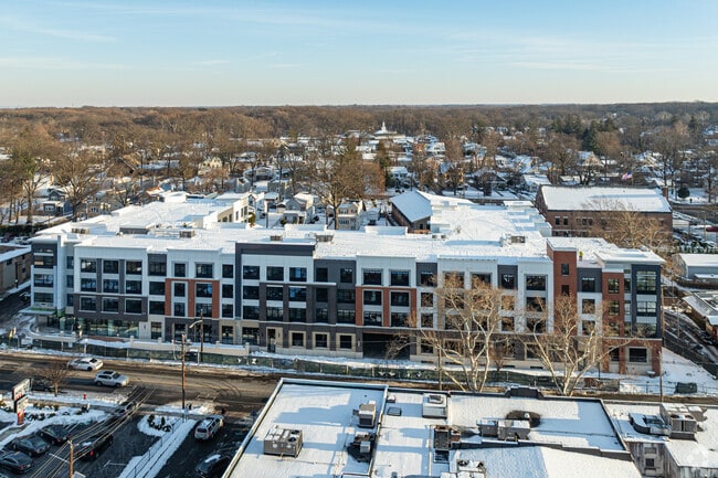 Building Photo - Centurion Sleepy Hollow