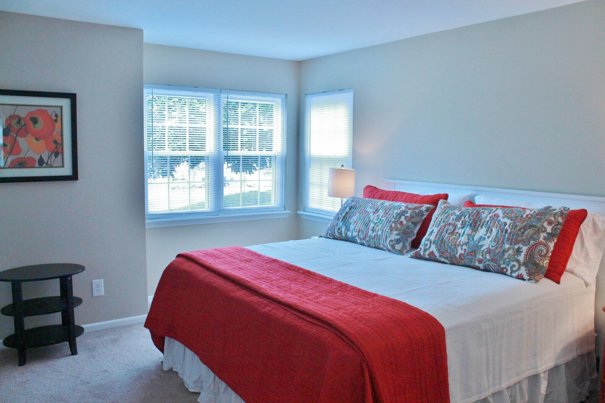 Building Photo - 7825 Renaissance Ct