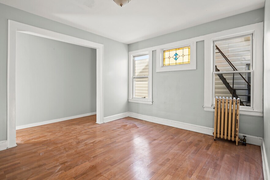 Building Photo - 69 Cedar Ave