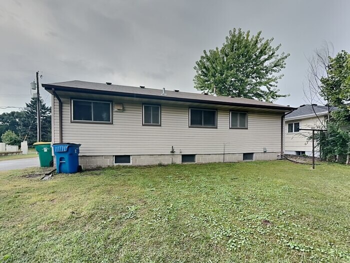 Building Photo - 5600 Vera Cruz Ave N