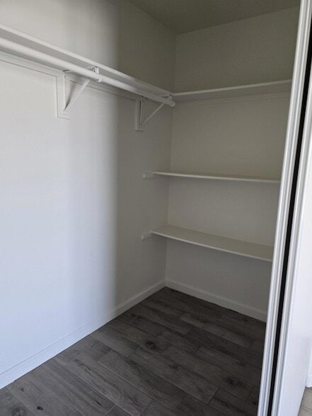 Building Photo - 15203 Avenida Ramada