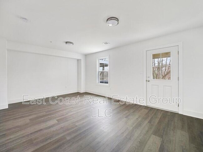 Building Photo - 11089 Gopher Dr N