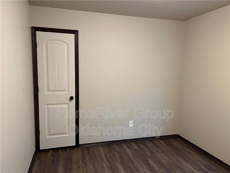 Building Photo - 4513 Wagner Lake Dr