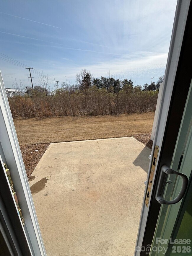 Building Photo - 5211 Maynard Hl Dr