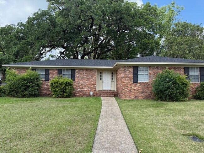 Primary Photo - NE HOME IN EASTGATE