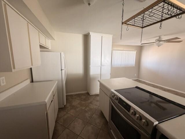 Building Photo - 415 E Pegasus Dr