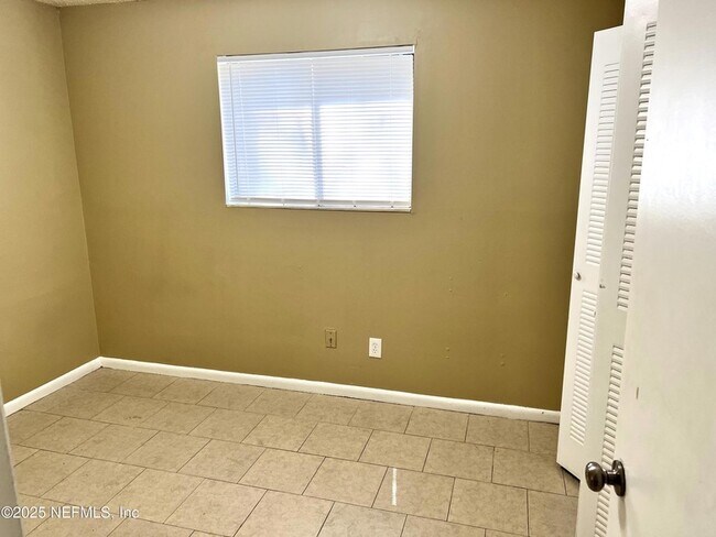 Building Photo - 5219 Westchase Ct