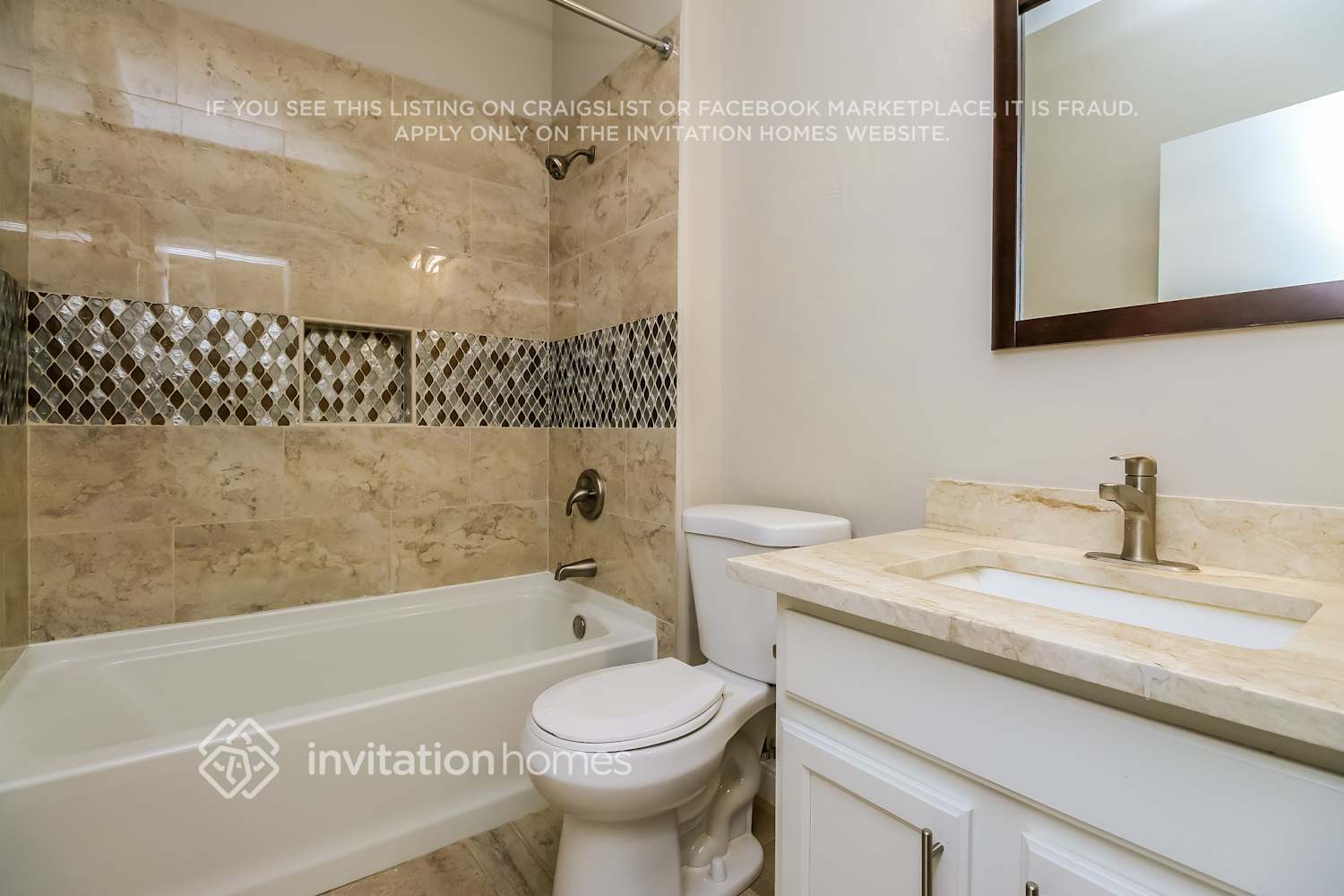 Building Photo - 686 E Colt Ct