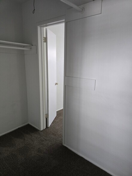 Building Photo - 5021 Williams Ave