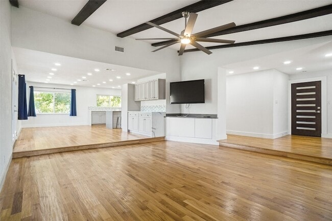 Building Photo - 7216 Langley Ct