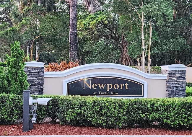 Building Photo - 6125 NW 40th St