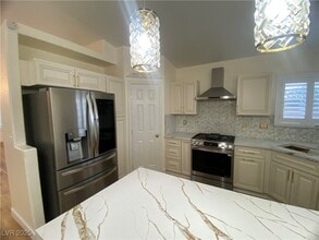 Building Photo - 4016 Angel Face St