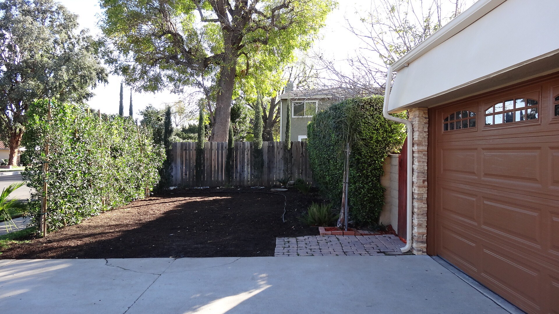 Building Photo - 12913 Winthrop Ave