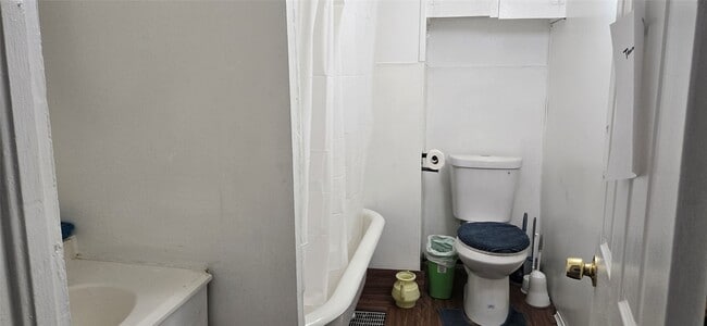 Building Photo - 23 High St