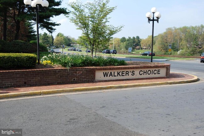 Building Photo - 18722 Walkers Choice Rd