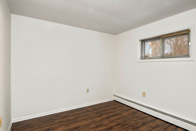 Building Photo - 9329 Old Scaggsville Rd