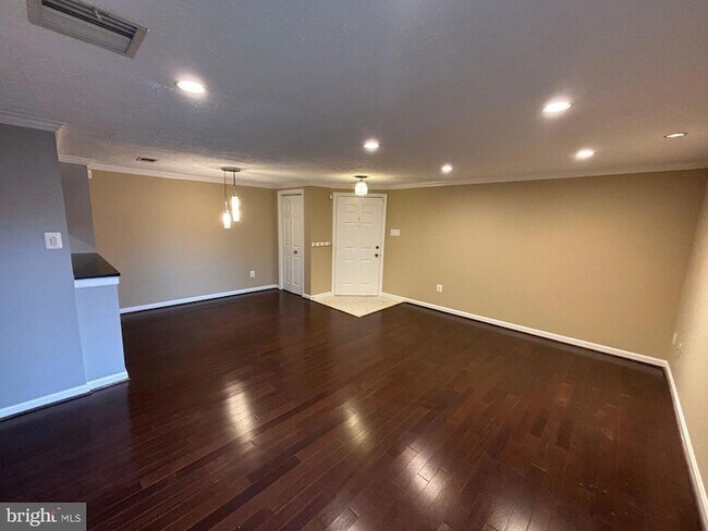Building Photo - 26001 Brigadier Pl