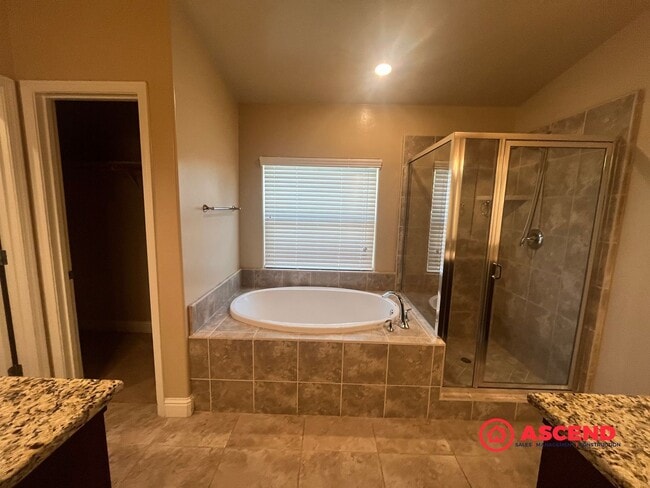 Building Photo - Gorgeous Home in Gossamer Grove!