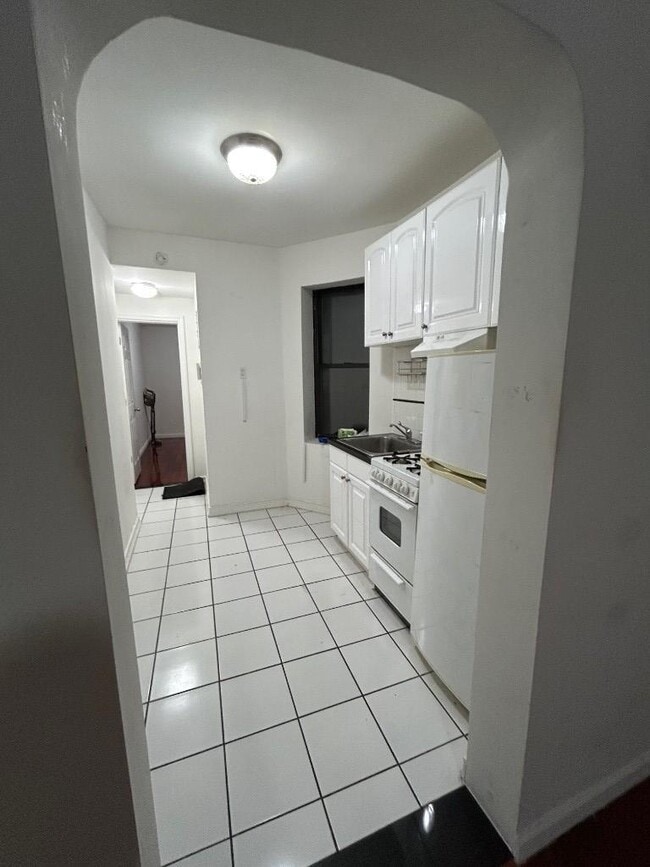 Building Photo - 1 bedroom in NEW YORK NY 10128