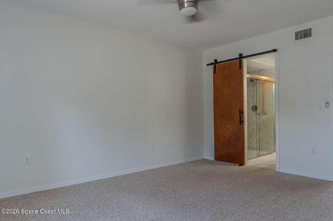 Building Photo - 7020 US-1