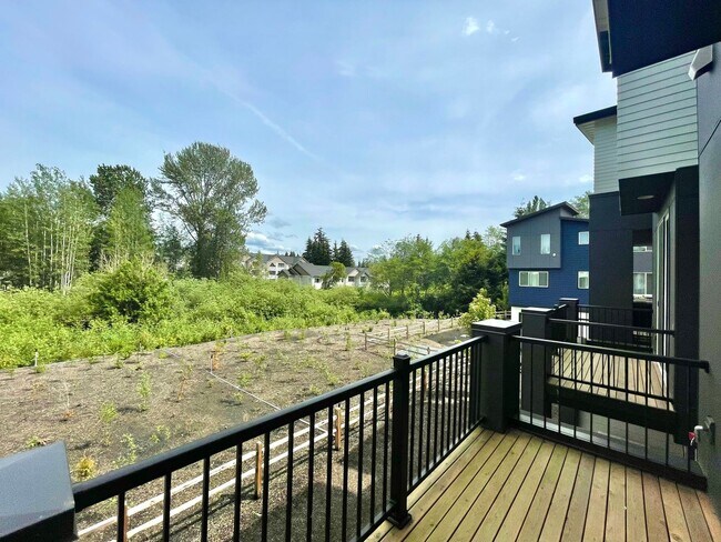 Building Photo - Great Townhome for rent