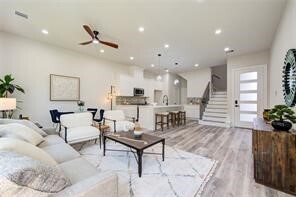 Building Photo - 892 Paul Quinn St