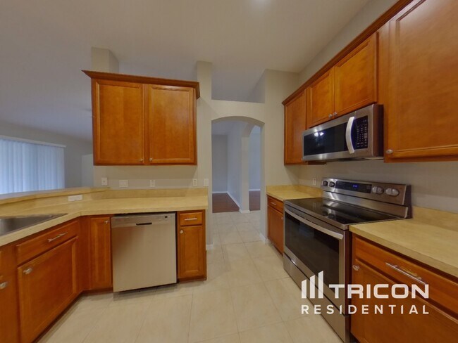 Building Photo - 1512 Clapton Dr