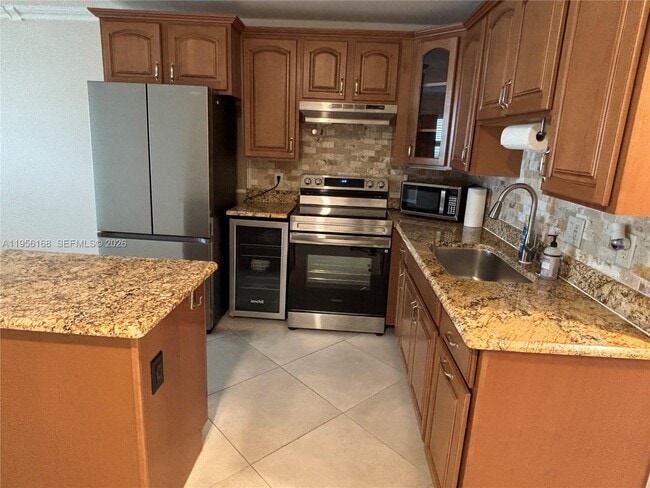 Building Photo - 149 Westbury E