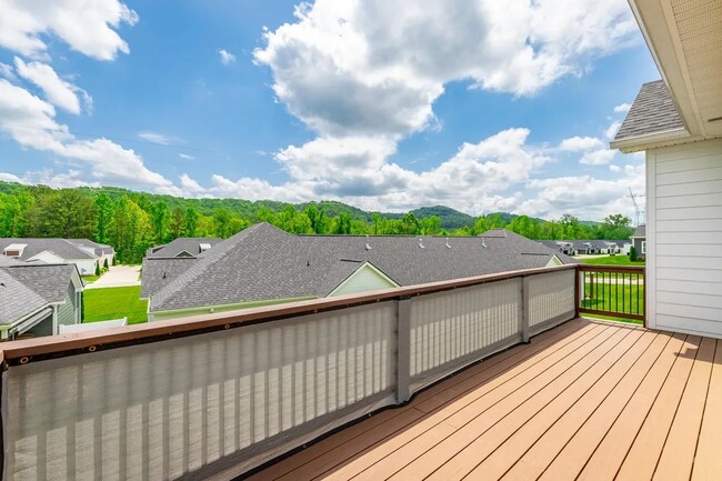 Building Photo - 3495 Travertine Ln