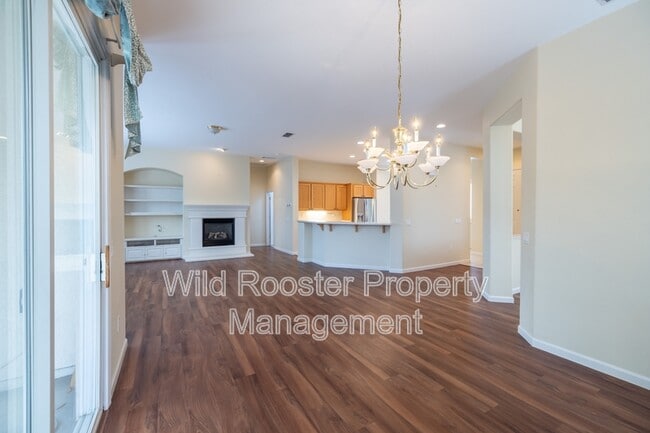 Building Photo - 2713 Robinson Creek Ln