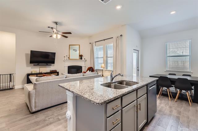 Building Photo - 10917 Ranchera Dr