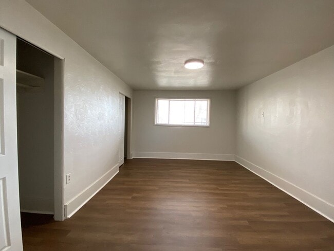 Building Photo - 200 Onyx Ave
