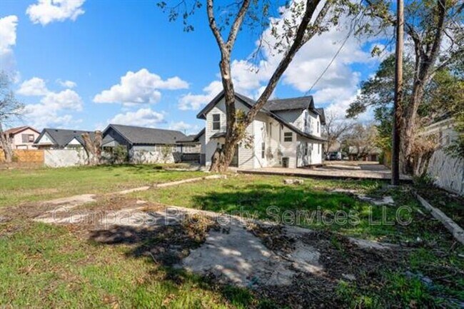 Primary Photo - 1620 N 15th St