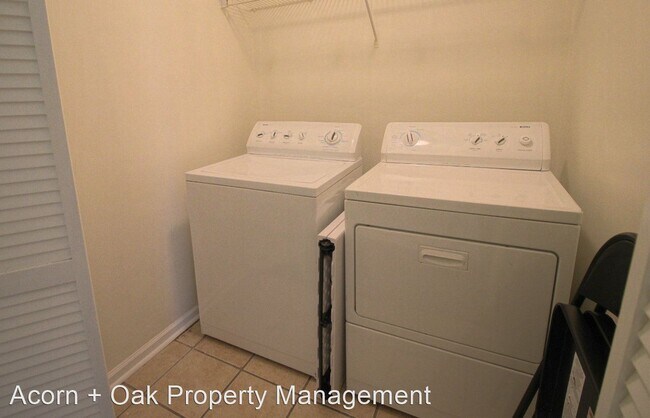 Building Photo - 3 br, 2 bath House - 2511 Mahala Dr.